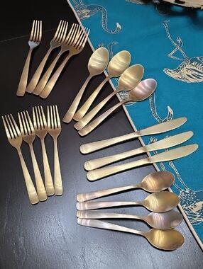 Matte Gold Flatware Set - Elegant 19-Piece Dining,forks, Spoon,knife, Collection